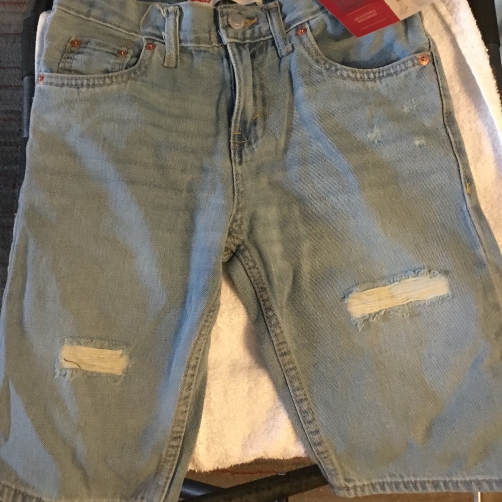 Levi shorts